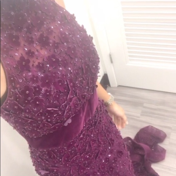 Mac Duggal Plum Dress - Picture 4 of 12